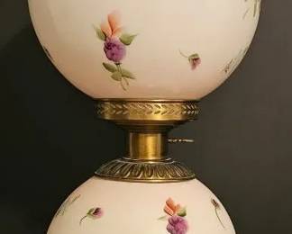 Hurricane Lamp DualGlobe Design