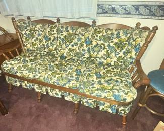 EXCELLENT "TELL CITY" SETTEE!