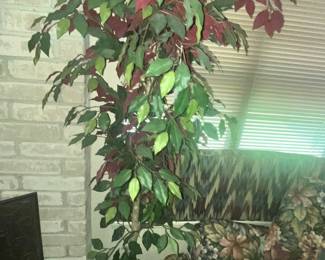 FAUX PLANT