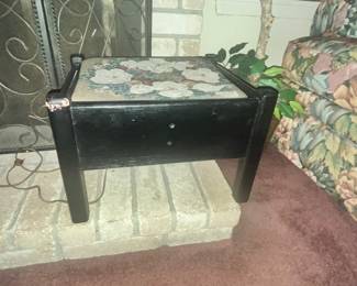 VINTAGE STOOL