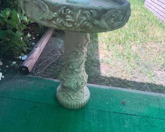 CONCRETE BIRDBATH