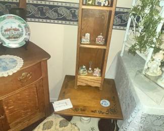 SMALL WHATNOT SHELF & SHORT STENCILED TABLE