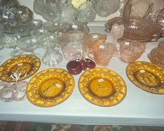 AMBER TIARA NURSERY RHYMES PLATES