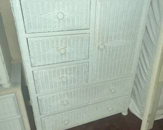WICKER DOOR CHEST