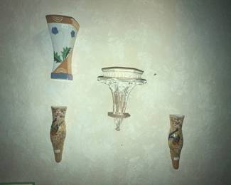 AND SOME MORE WALL POCKETS!