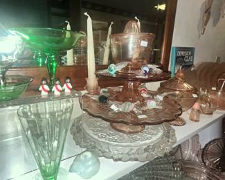 GREEN GLASS, PINK CAKE PEDESTALS, PINK REAMER CUP