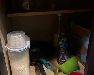 Measuring Cups 