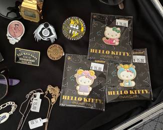 Hello Kitty Pins