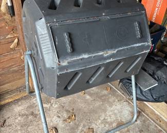 Tumbling Composter 
