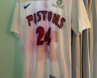 Detroit Pistons Clothing