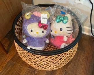 Hello Kitty Dolls