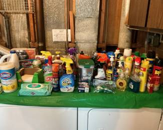 Large quantity of cleaning products