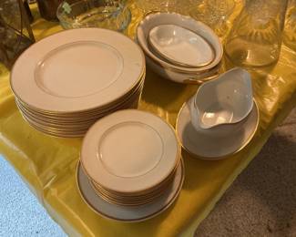 Set of Franciscan dishes