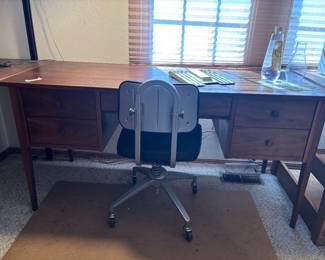 Office Desk VintageWalnut