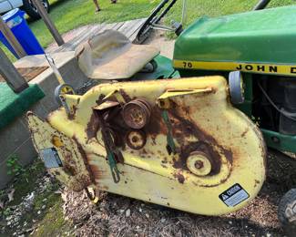 John Deere Riding Mower - Needs TLC