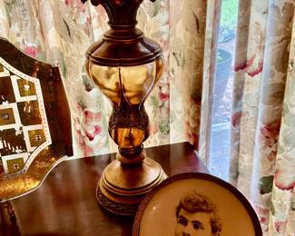 Candle holder