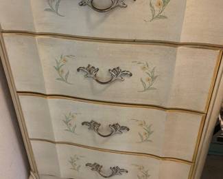 Broyhill premier French provincial dresser