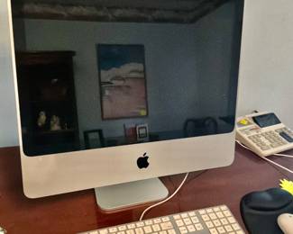 Apple iMac desktop