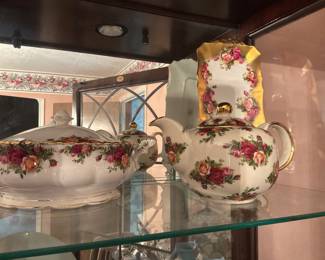 Royal Albert China Pattern Old Country Roses