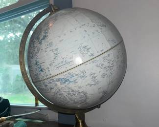 Globe brass base