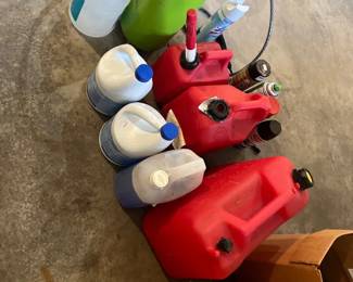 Gas canisters