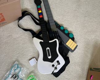 Wii Guitar Hero guitars