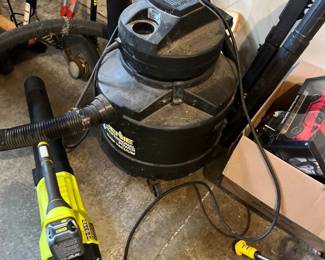 Shop vacuum; Ryobi leaf blower