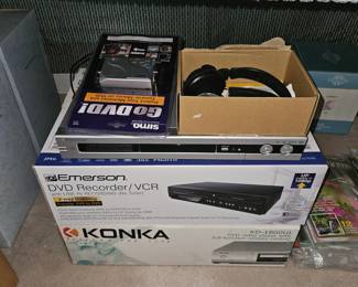 VCR/DVD players