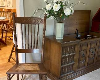 ROCKING CHAIR