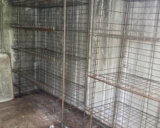 METAL SHELVING