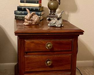 NIGHTSTAND