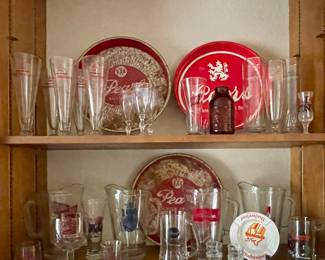 VINTAGE BARWARE-PEARL BEER & COORS BEER TRAYS, BEER PITCHERS AND GLASSES