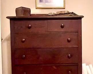ANTIQUE DRESSER
