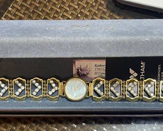 VINTAGE WALTHAM WATCH