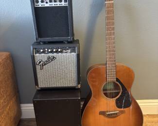 Yamaha FS800 Acoustic Guitar- like new  and Cajon drum, Fender portable amplifier and Ultra portable guitar amp