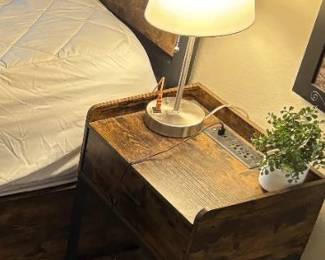 Small bedside or desktop accent lamp