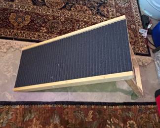 Adjustable Wooden Pet Ramp
