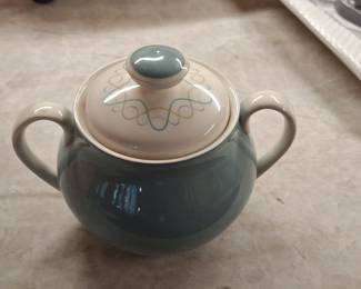 Royal Doulton Desert Star Sugar Bowl & Lid