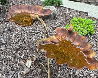 Two-Tier Cast Iron Leaf Bird Bath with Bird Figurines