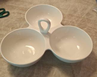White Ceramic Three-Section Divided Serving Dish with Wavy Handle