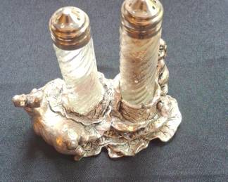 Vintage Arthur Court 1998 Rabbit and Cabbage Salt and Pepper Shaker Set