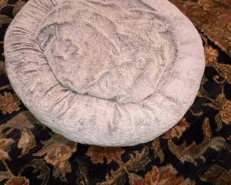 Best Friends by Sheri Original Calming Donut Pet Bed, Lux Faux Fur, Gray