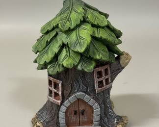 Resin Fairy Garden Tree House Statue with Solar Light