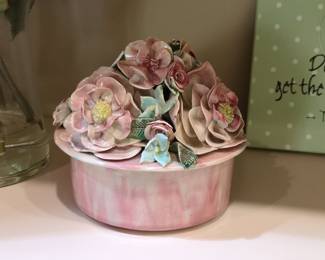 Vintage Capodimonte Style Ceramic Floral Trinket Box