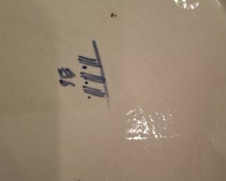 Hand-Painted Ceramic Decorative Plate with Deer Motif and Blue Scalloped Rim