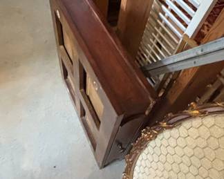 Piece of side table