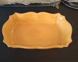 Vintage Yellow Scalloped Serving Dish by Williams-Sonoma (Dijon)