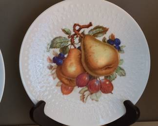 Vintage Mitterteich Bavaria Fruit Motif Porcelain Plates