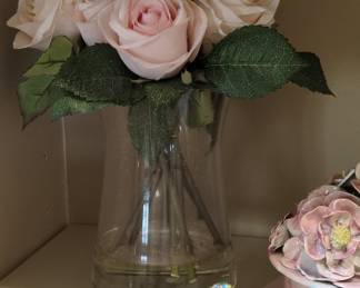 Artificial Silk Rose Arrangement in Glass Vase