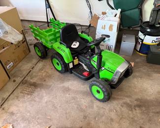 Children's Riding Tractor